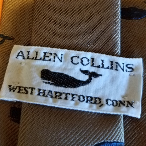 Allen Collins Whale Tie - Picture 2 of 8